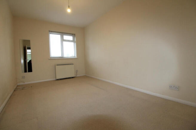 182_new bed pic 1.JPG