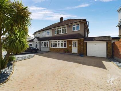 Severn Drive, Upminster, RM14