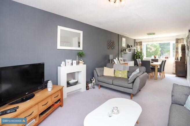 Sitting/Dining Room