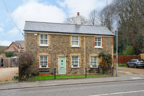 27, Woburn Road, Leighton Buzzard LU7 0AP