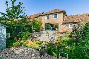 22, Woodhall Grove, Bishop's Stortford CM23 4HE