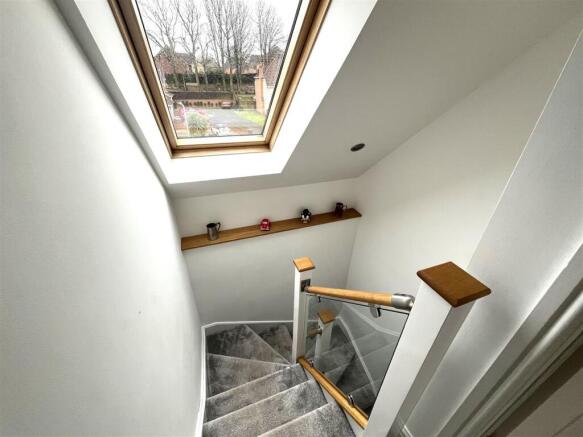 THORN CLOSE LOFT.jpeg