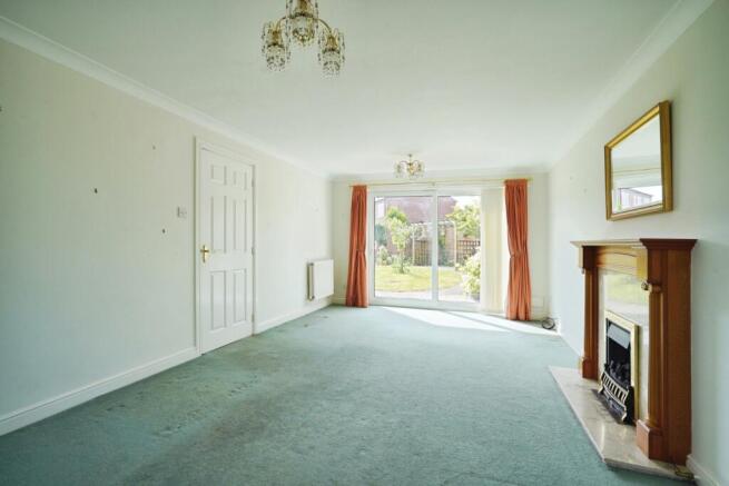 Shotwood Close, Rolleston-on-Dove, Burton-on-Trent, Staffordshire, DE13 photo 4