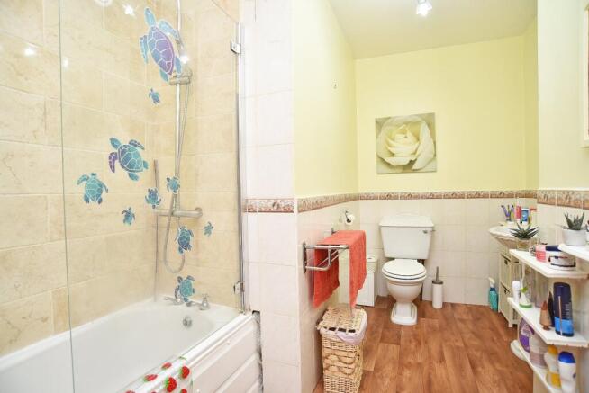 4 bed Terraced for sale Image 10