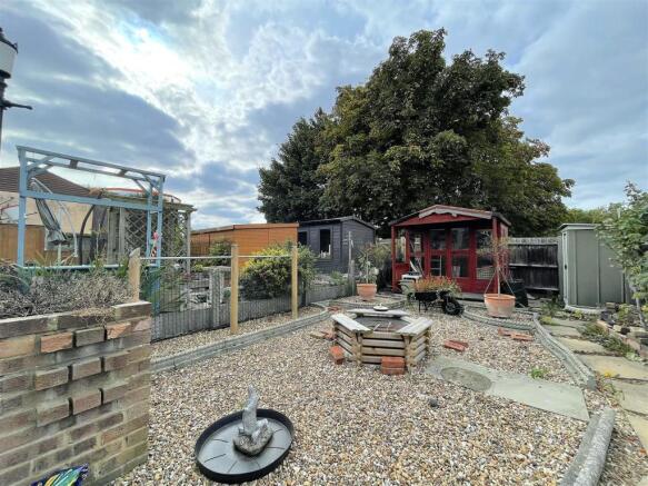 Garden (2).jpeg