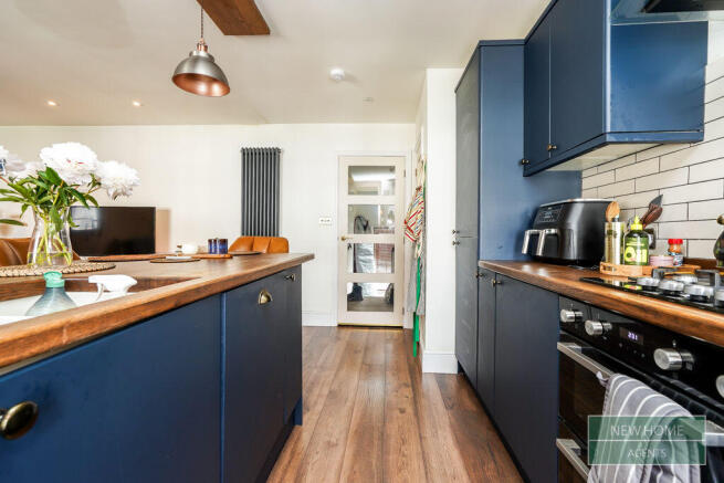 2 bed Maisonette for sale Image 5