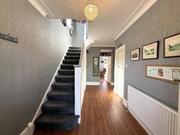 Hallway.JPG