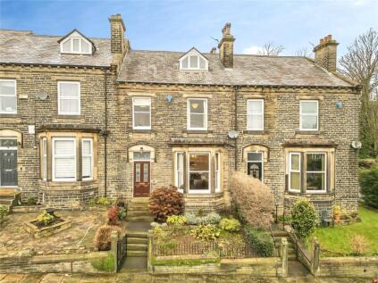 Moorlands Avenue West, Dewsbury, WF13