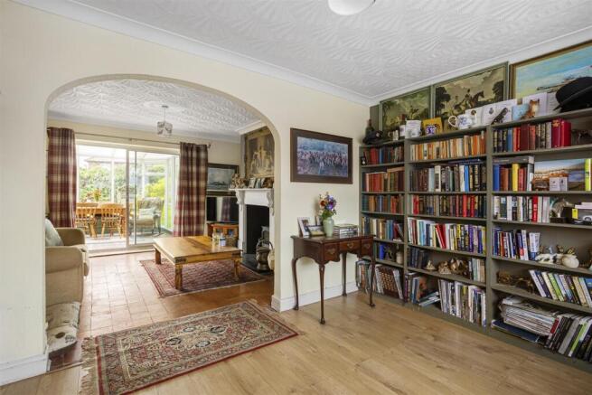 3 bed Semi-Detached for sale Image 5