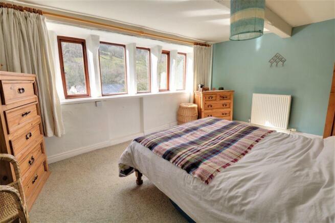 Bedroom 2 (Double)
