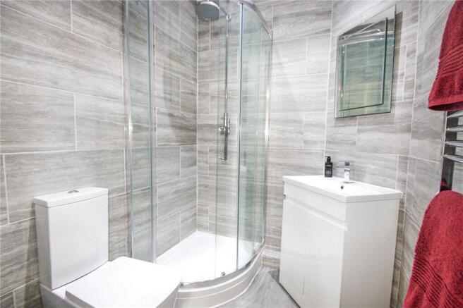 2 bed Apartment for sale Image 9
