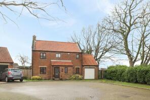 19, Grove Farm Close, Brimington S43 1QA