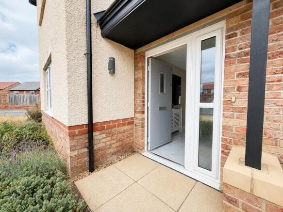 4 bed Detached for sale Image 9