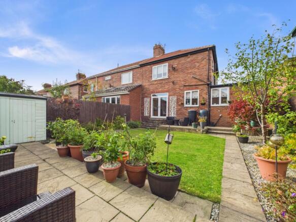 CAM02195G0-PR0092-STILL028