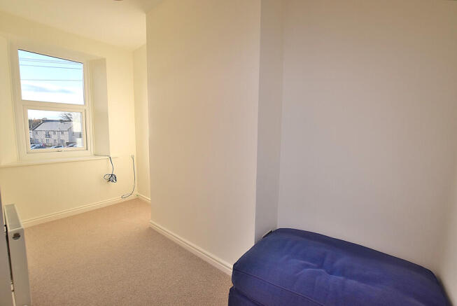 2 bed Terraced to rent Image 7
