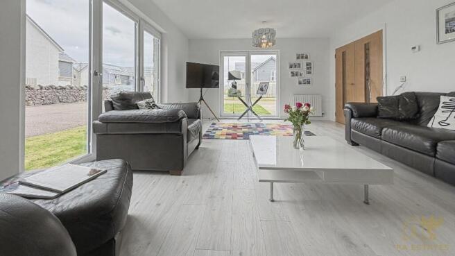Henderson Way, Strathaven, Lanarkshire, ML10 photo 5