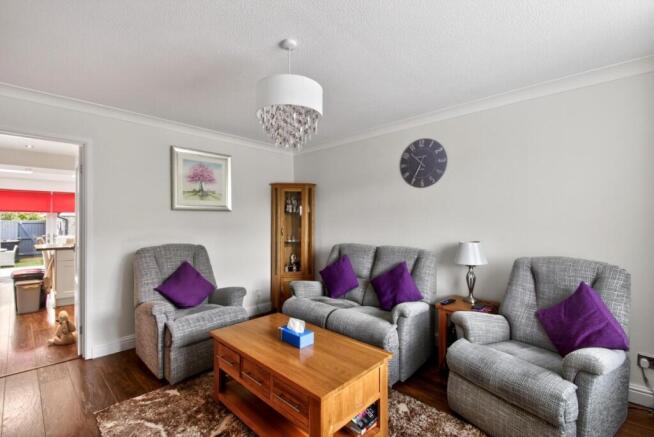 3 bed Terraced for sale Image 8