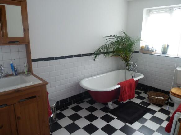 Photo 9