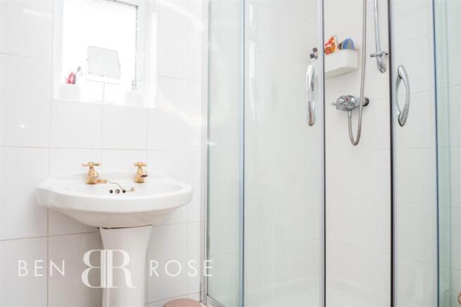 Master Ensuite