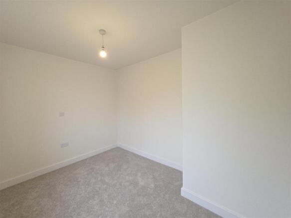 3 bed Detached Bungalow for sale Image 12