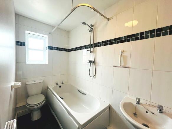 Bathroom.JPEG
