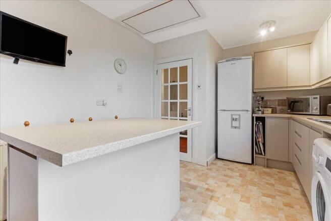 Breakfasting Kitchen
