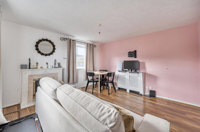 1397284-5-696a42d...