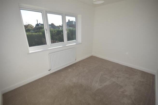 10 Wynnstay Lane Bed 4.JPG