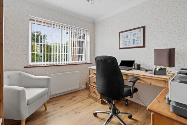 3 bed Detached Bungalow for sale Image 11