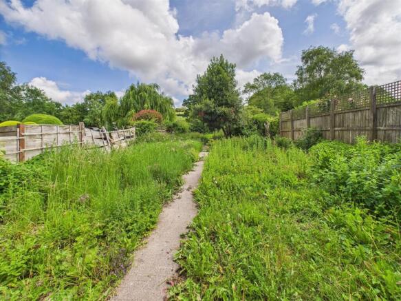 3 - Semi-detached House for Auction, Butcombe.jpg