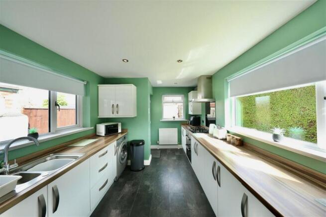 3 bed End of Terrace for sale Image 6