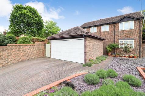 Devon Close, Fleet, Hampshire, GU51