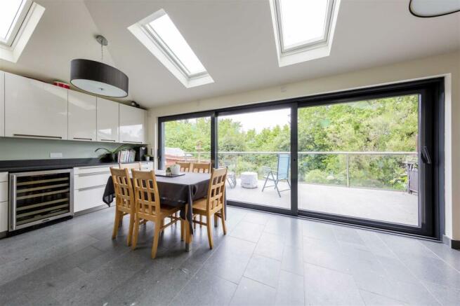 Kitchen/Diner/Living Area
