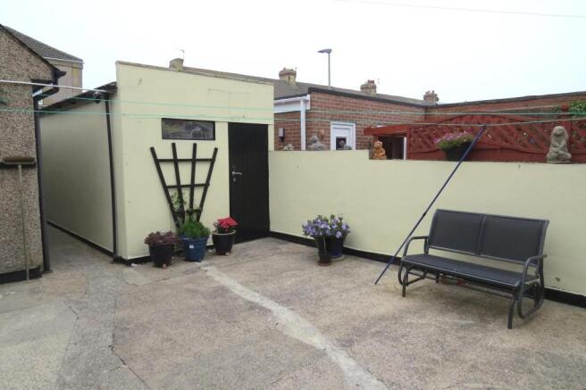 YARD TO REAR