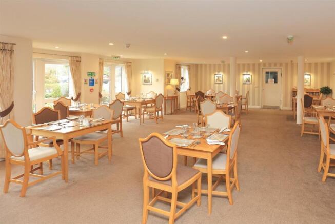 2 bed Apartment for sale Image 9