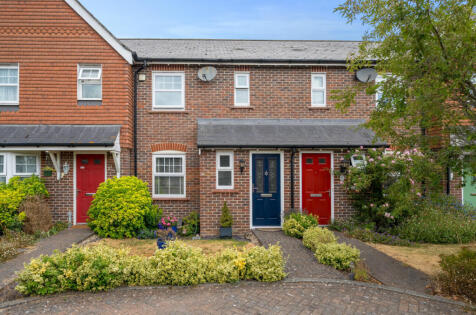 Helens Close, Alton, Hampshire, GU34
