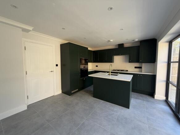 Kitchen (1)