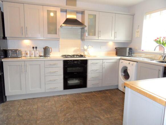 KITCHEN/DINER