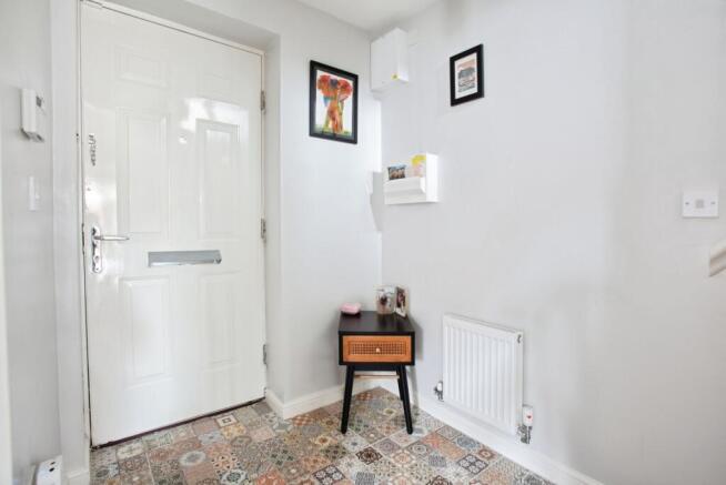 3 bed Semi-Detached for sale Image 6
