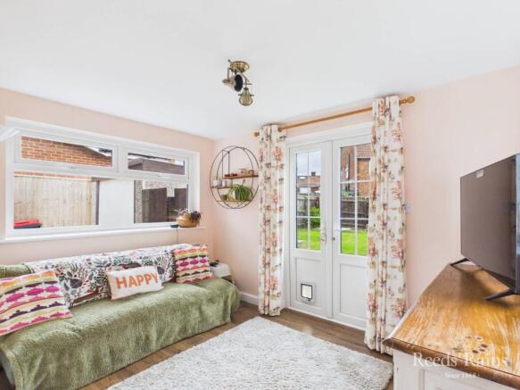 3 bed Semi-Detached for sale Image 7