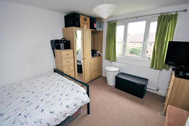 BED 1.jpg