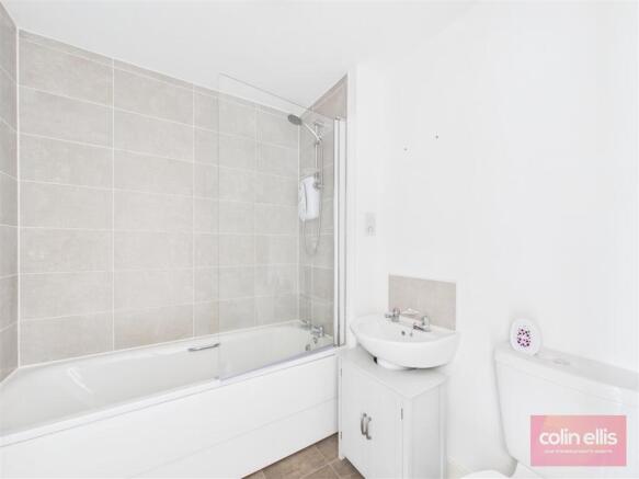 2 bed Terraced for sale Image 11