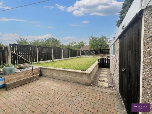 3 bed Semi-Detached for sale Image 10