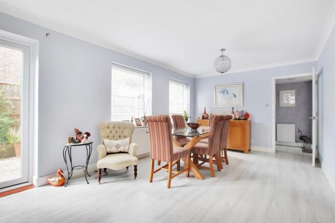 Dining Room E.jpg