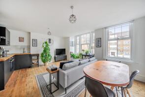 First Floor Flat, 116, Cavendish Road, London SW12 0DE