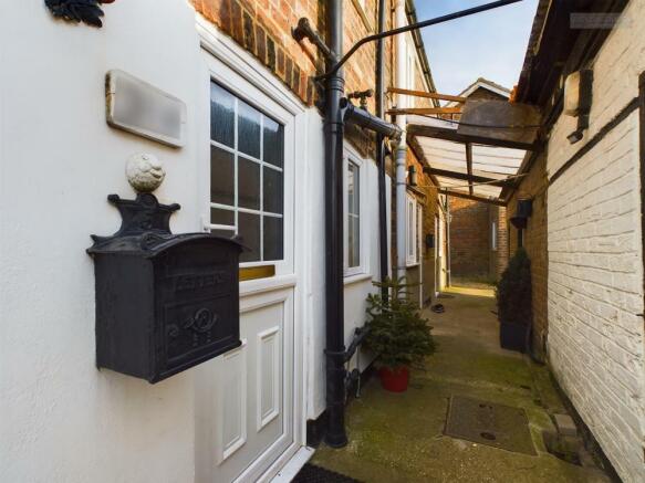 Rear Access - Passage Way