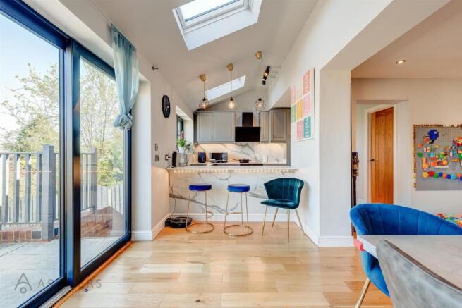 15HillcoteClose(Interior)-5.jpg