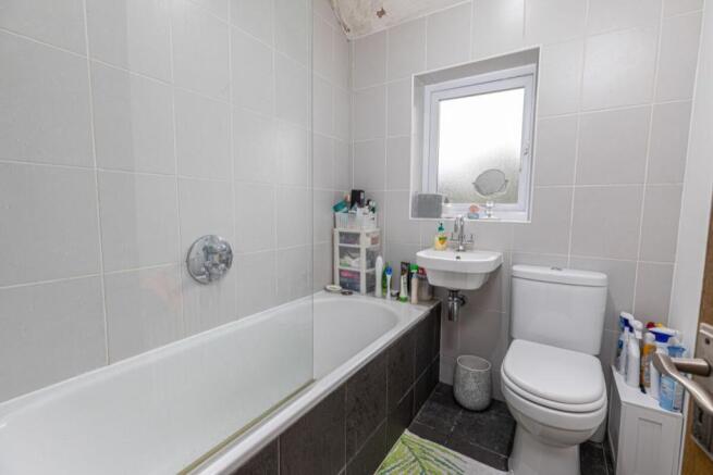 Bathroom / WC