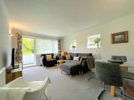 5, 43 Braidley Mansions, Braidley Road, Bournemouth BH2 6JY