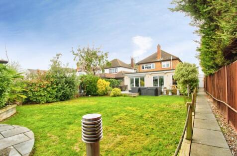 Great Nelmes Chase, Emerson Park, Hornchurch, RM11